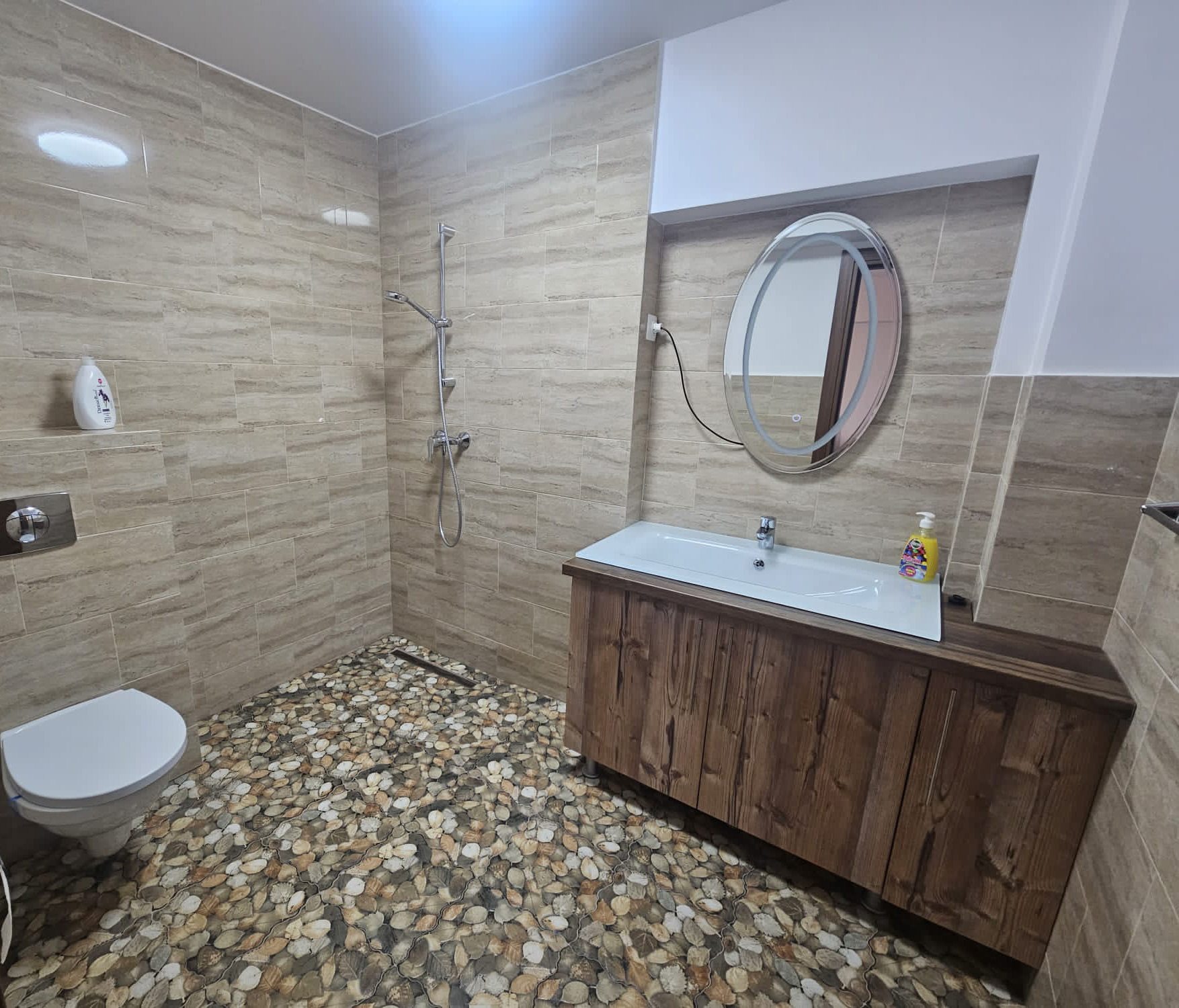 Apartament Hotel Conacul Radacinilor