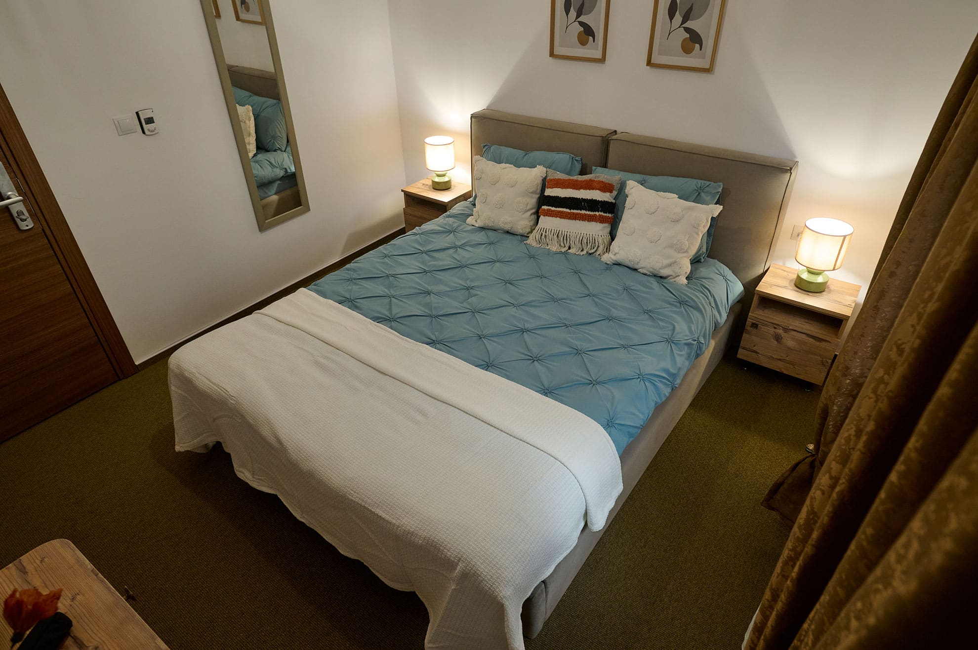 camera single hotel conacul radacinilor in petrosani