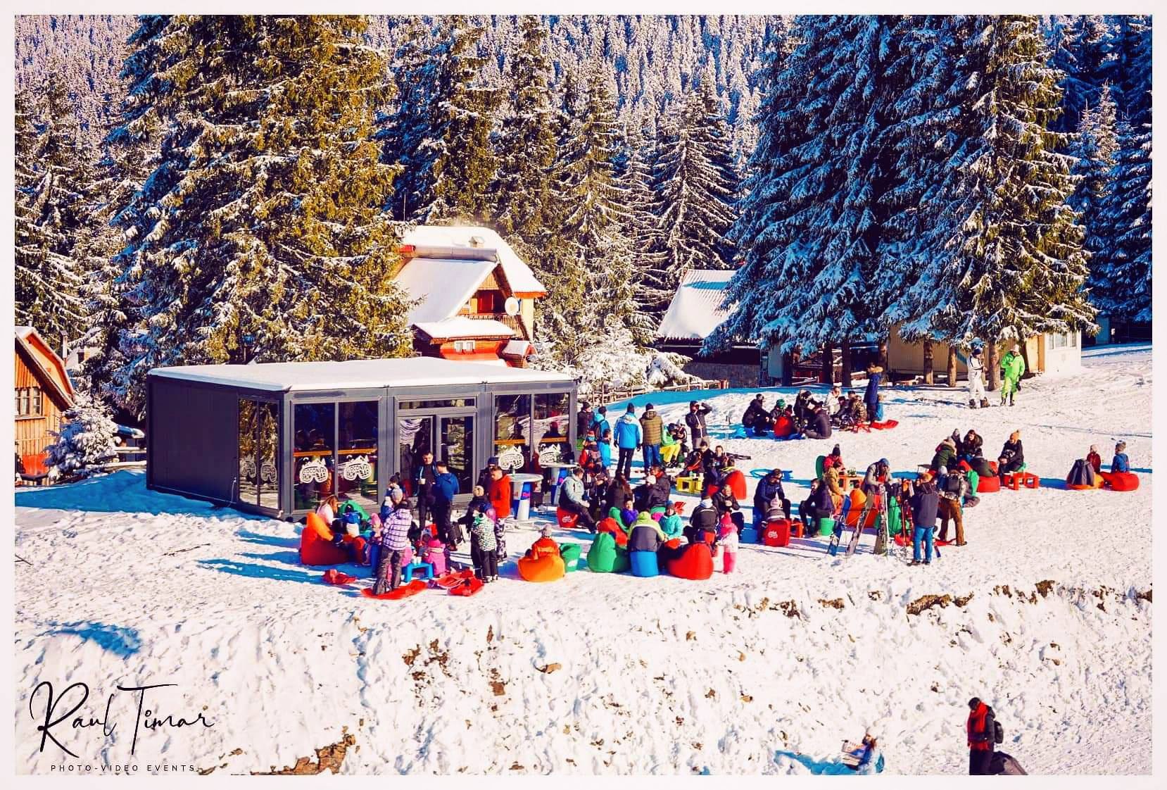Coconea Snow Bar in Statiunea Parang